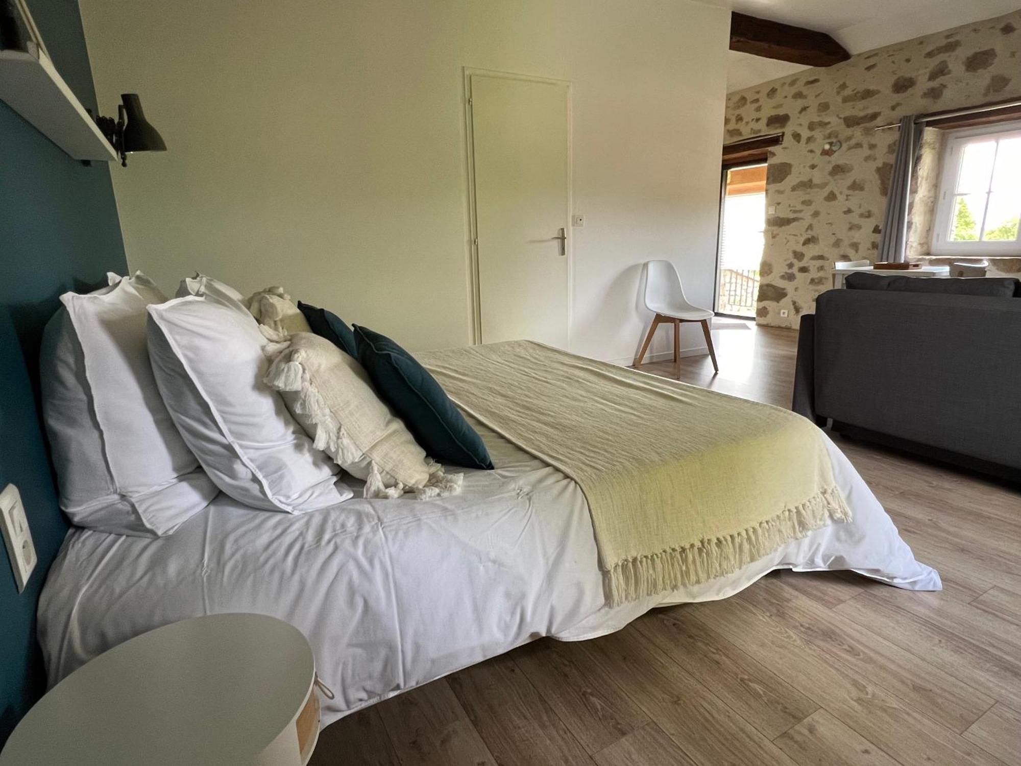 مبيت وإفطار Le Poiré-sur-Vie La Milliere - Piscine & Campagne - Cathelineau & Lescure المظهر الخارجي الصورة